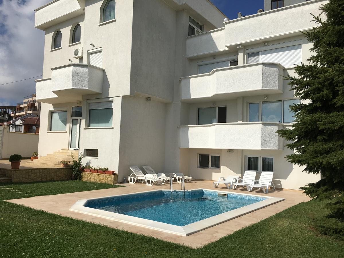 Kabakum Apartments Alen Mak Golden Sands Ngoại thất bức ảnh