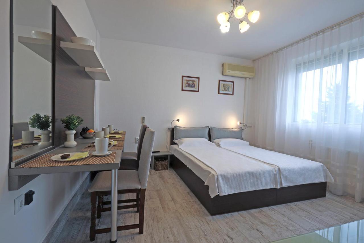 Kabakum Apartments Alen Mak Golden Sands Ngoại thất bức ảnh