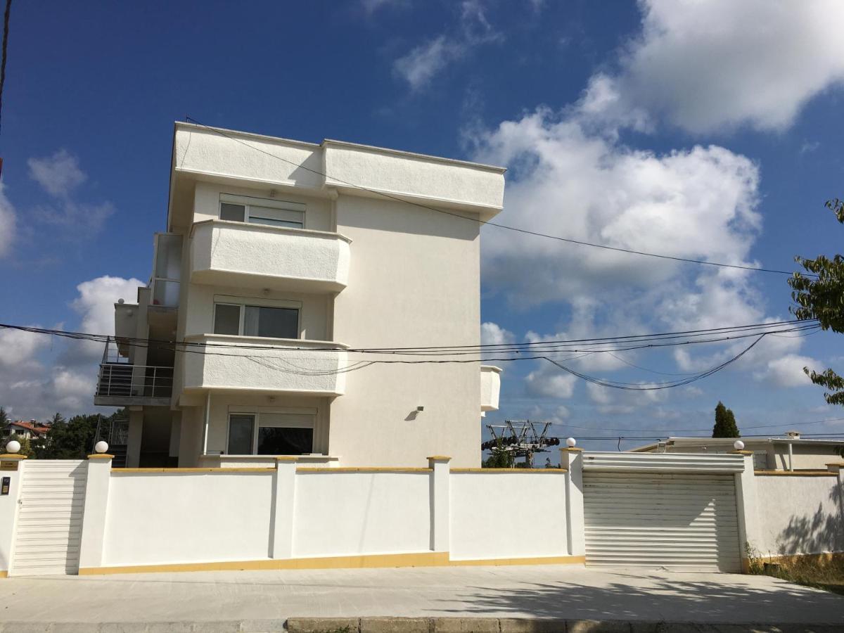 Kabakum Apartments Alen Mak Golden Sands Ngoại thất bức ảnh